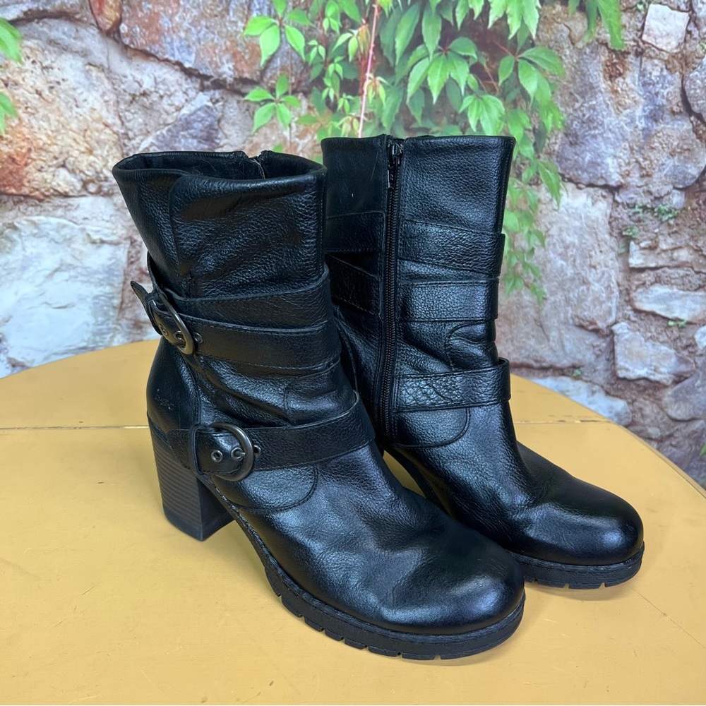 BOC Black Leather Mid Calf Buckle Boots, 9.5/41 EU - Picture 6 of 11